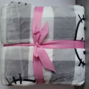 Hello Kittt Plush Blanket